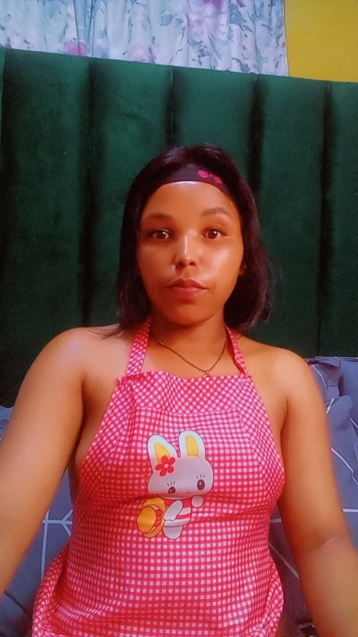 XXX Porn Photo of Nude Goldenbutchy23 1