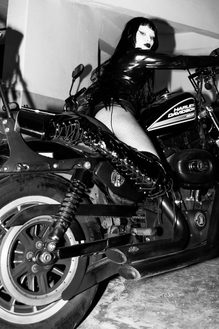 XXX Porn Photo of Nude XXIOUX 25