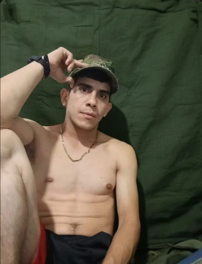 XXX Porn Photo of Nude Adrian_fire 80