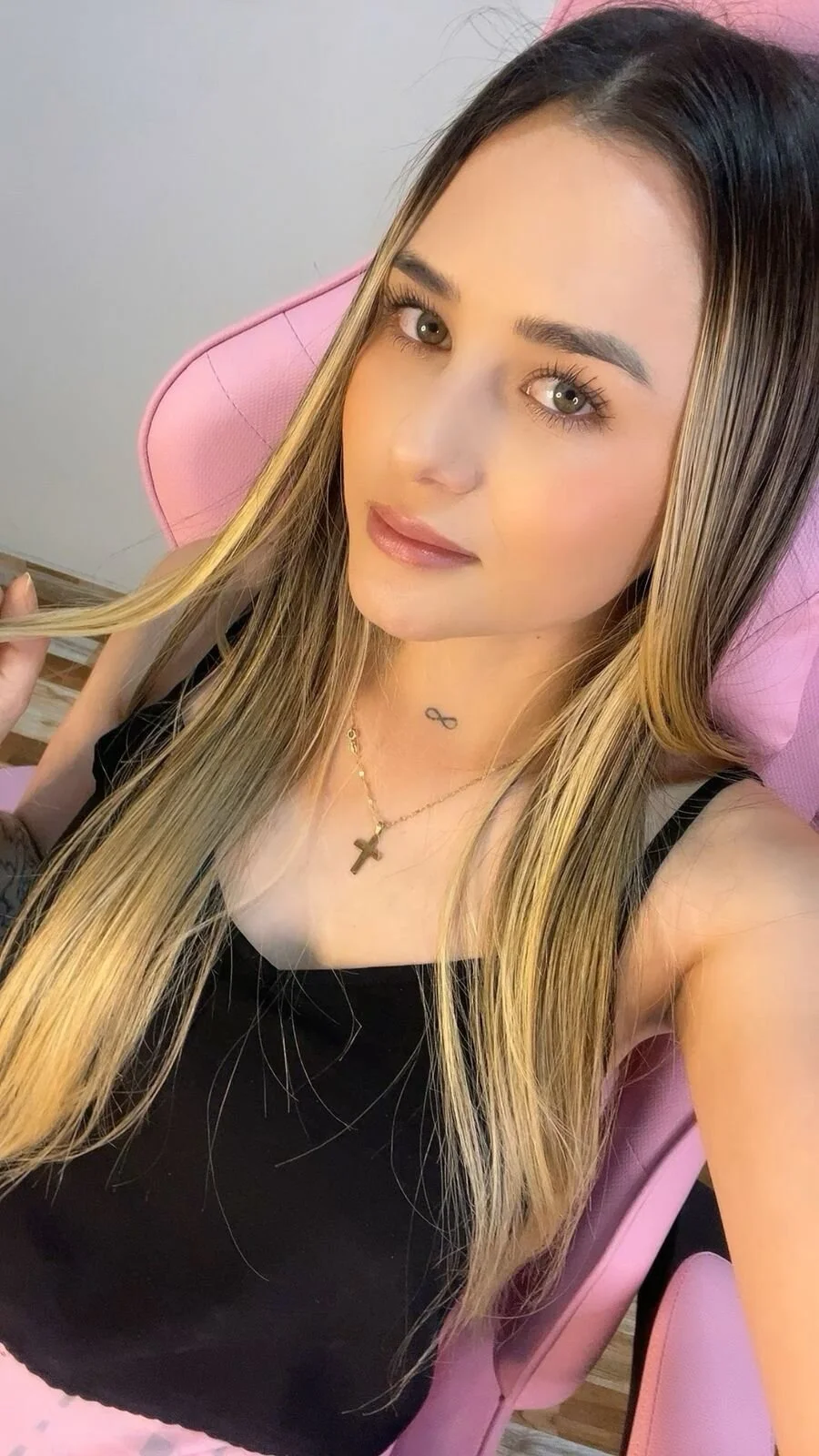 XXX Porn Photo of Nude Veronika__Winslow_ 7