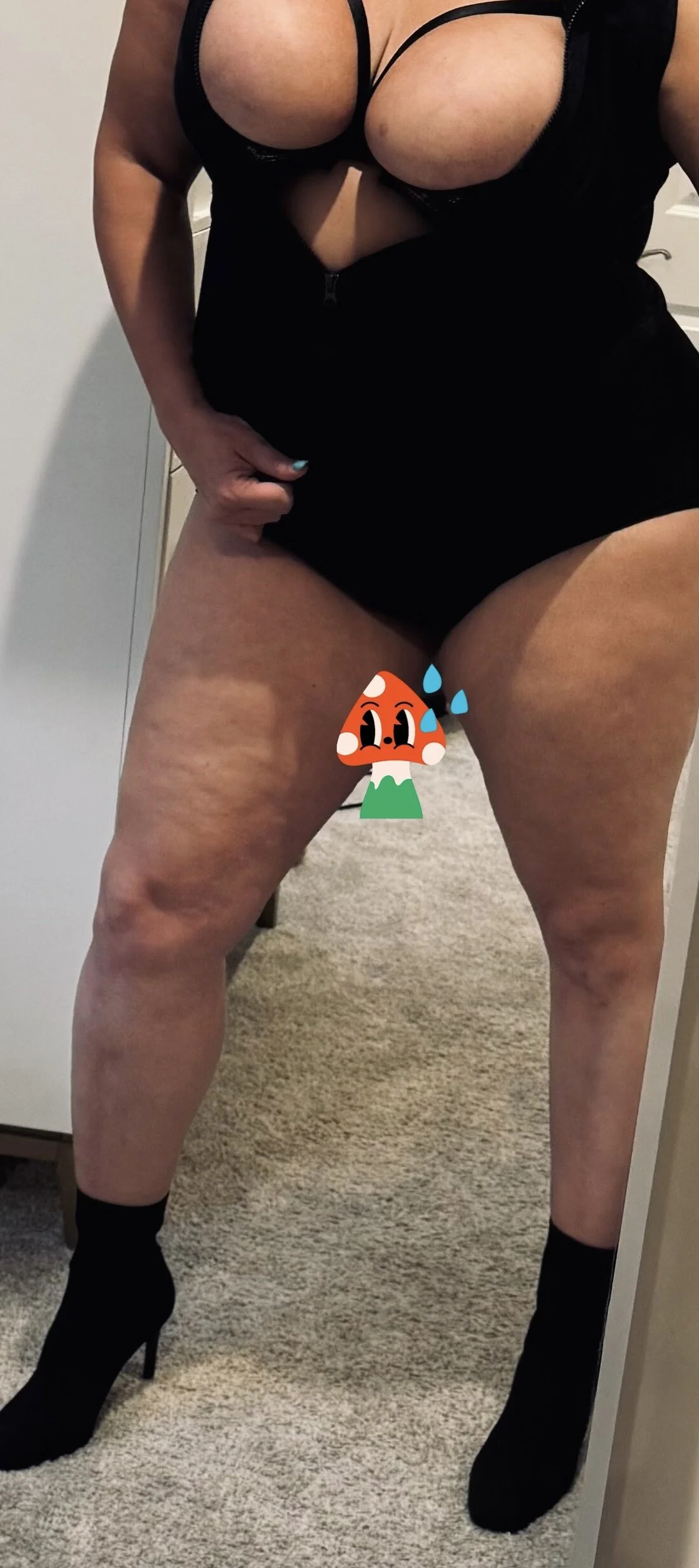 XXX Porn Photo of Nude LuciousBB 2