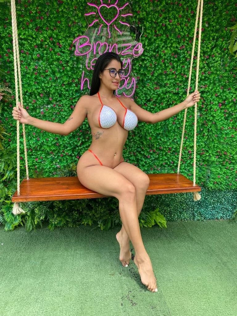 XXX Porn Photo of Nude lovely_violet13 91