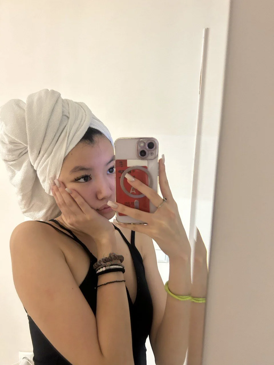 XXX Porn Photo of Nude MaeRaads 11