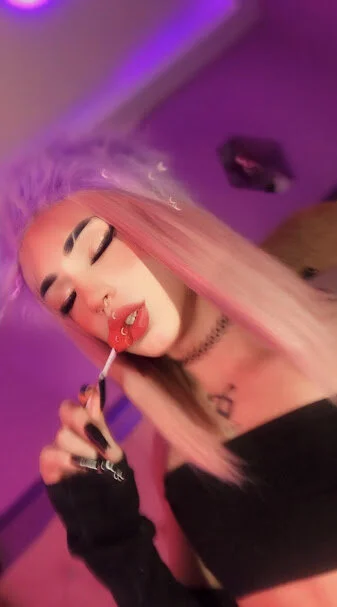 XXX Porn Photo of Nude aurora_ts 16