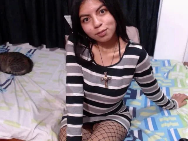XXX Porn Photo of Nude CarolineBrunx 4
