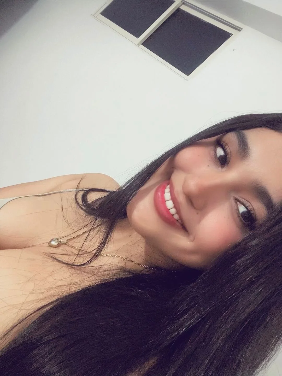 XXX Porn Photo of Nude Lya_dubois_ 4