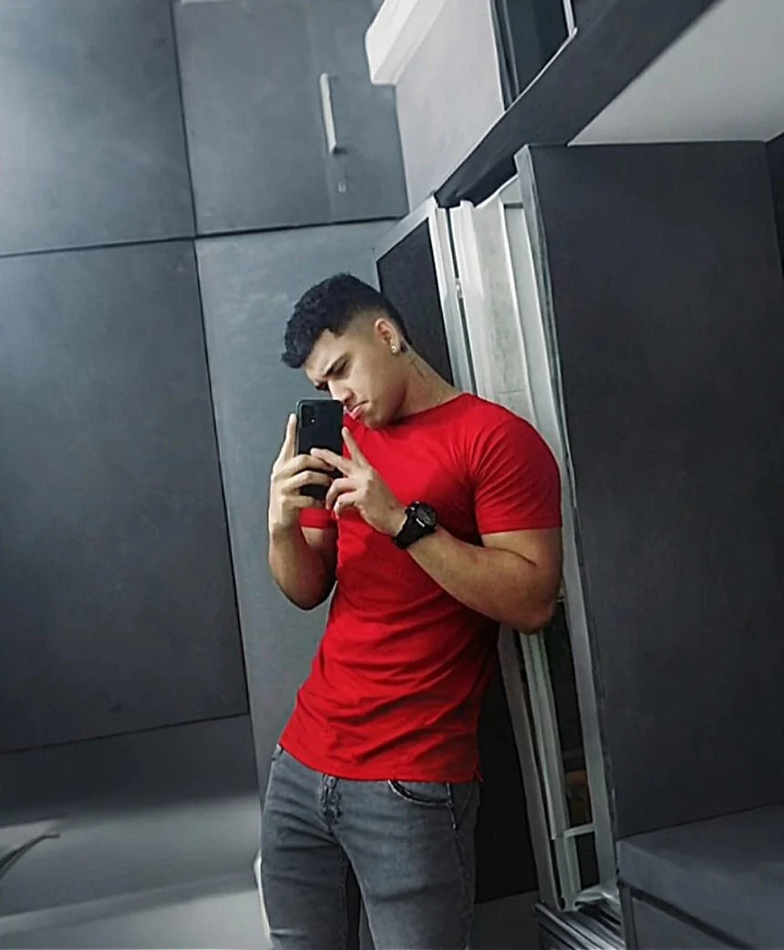 XXX Porn Photo of Nude evan_king 18