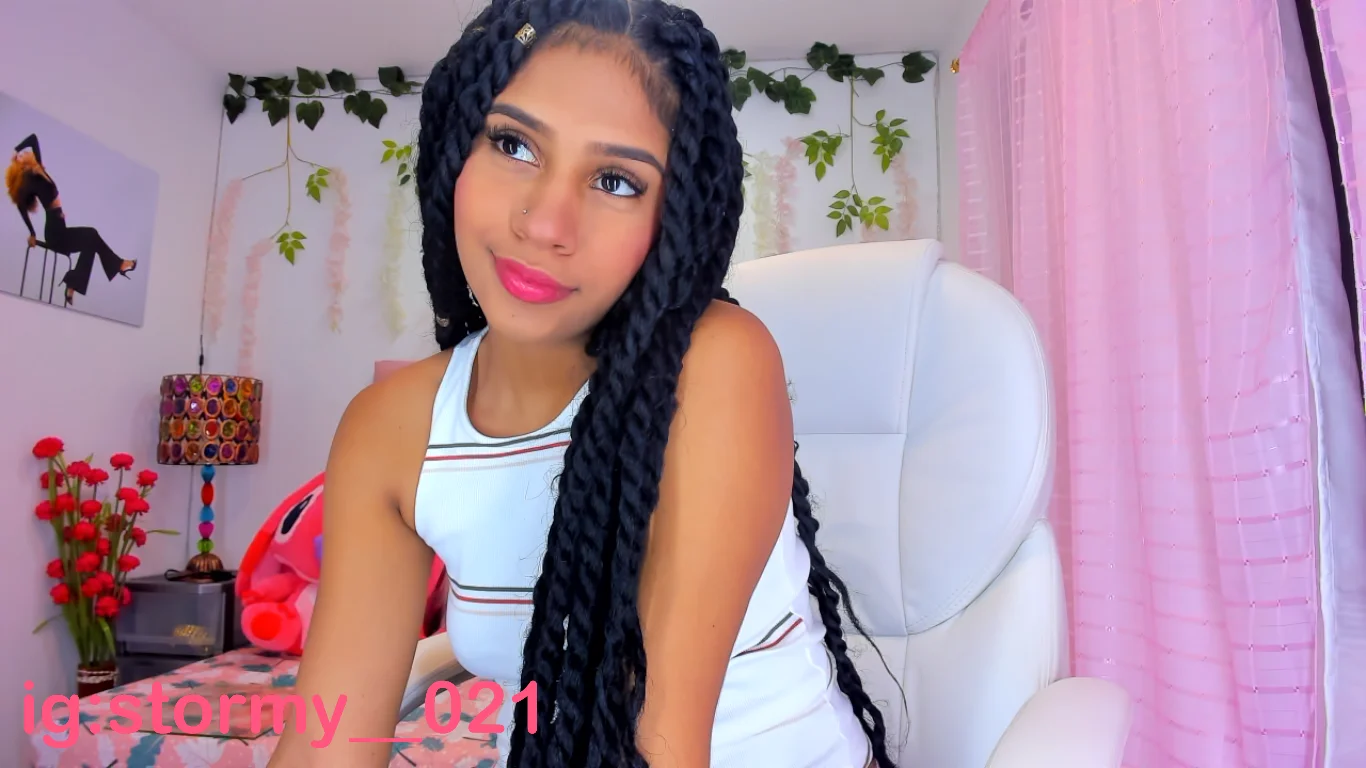 XXX Porn Photo of Nude stormyy_ 4