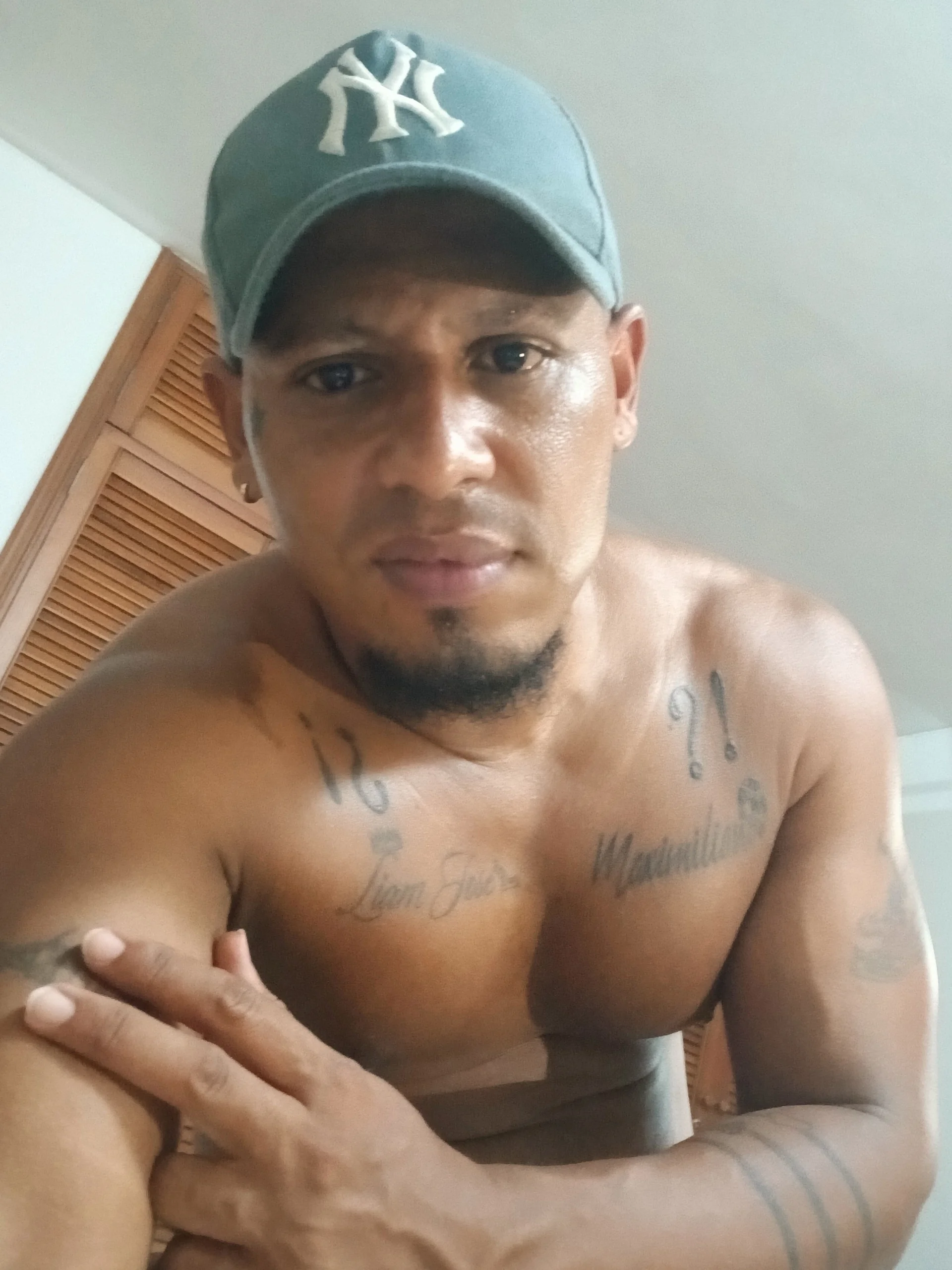 XXX Porn Photo of Nude MorenazoXL 6