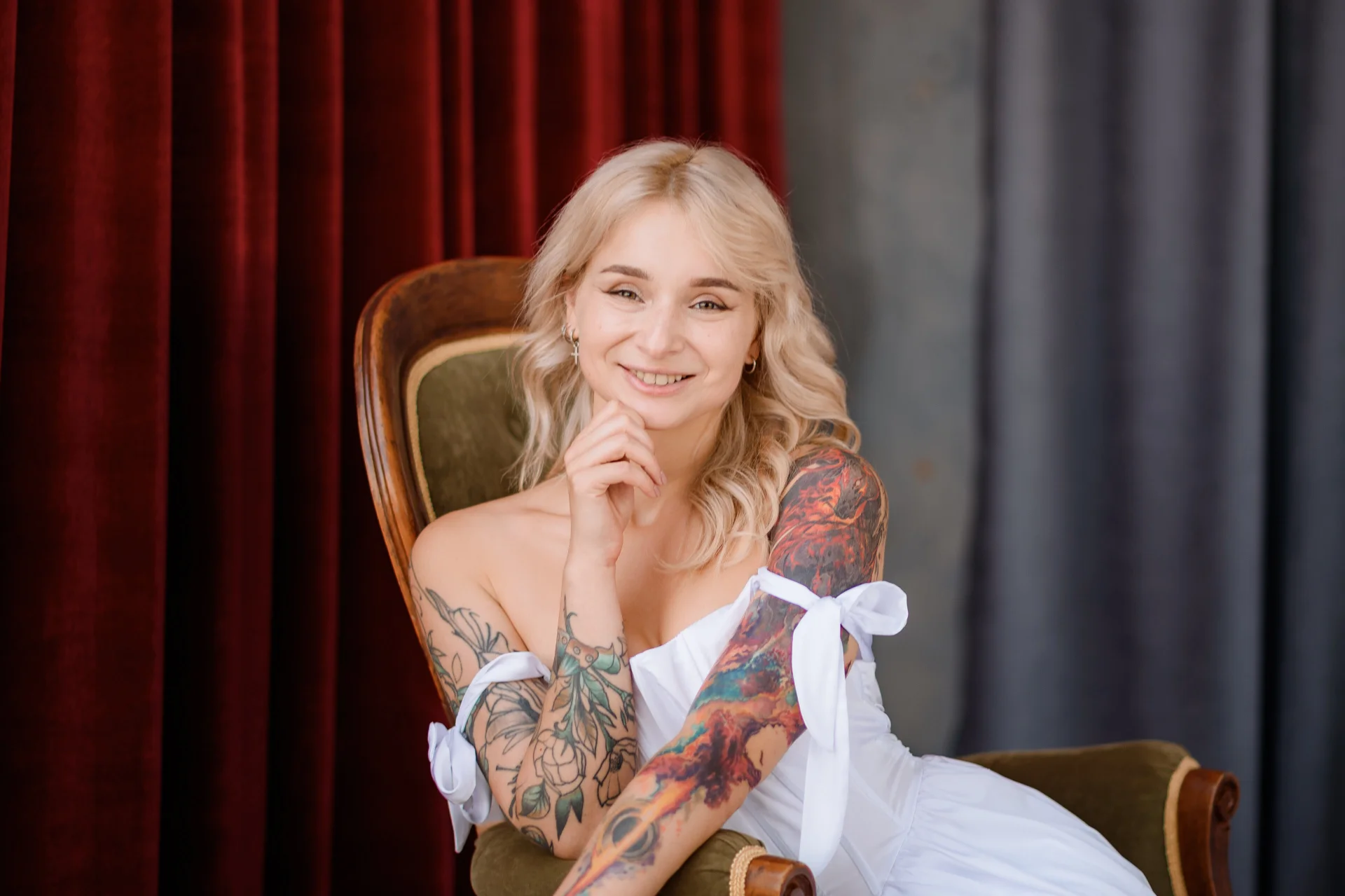 XXX Porn Photo of Nude LilFleurish 4