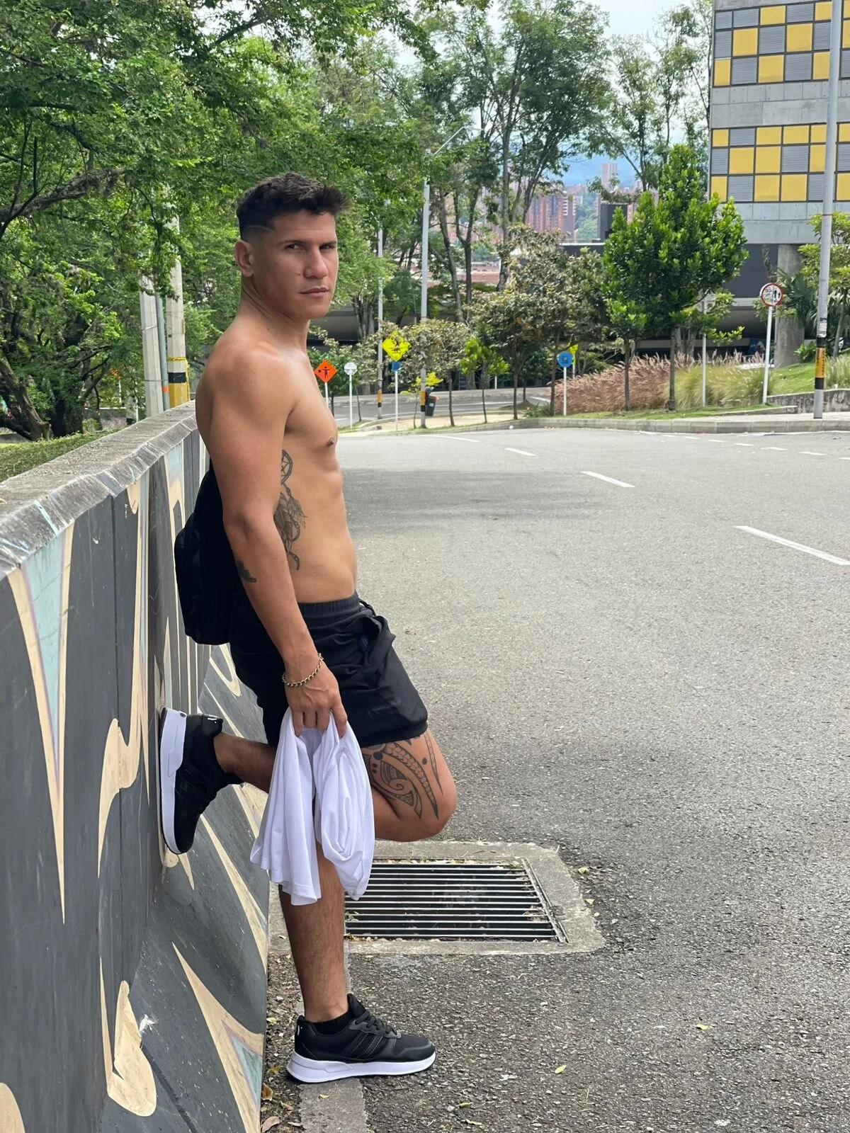 XXX Porn Photo of Nude toyboys1 12