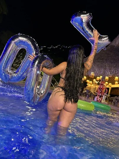 XXX Porn Photo of Nude roxannegomez 179