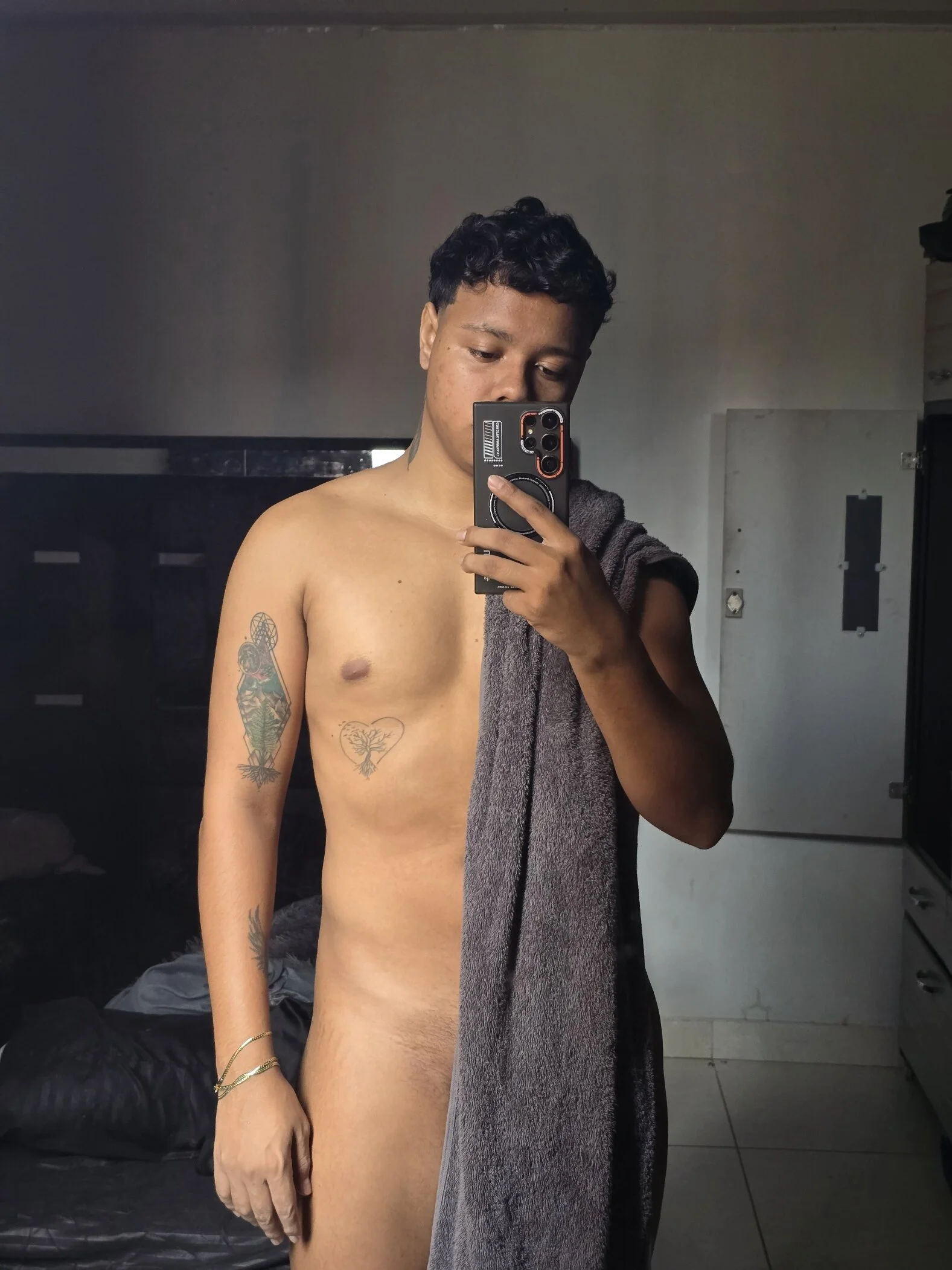 XXX Porn Photo of Nude Robertmiller21 25