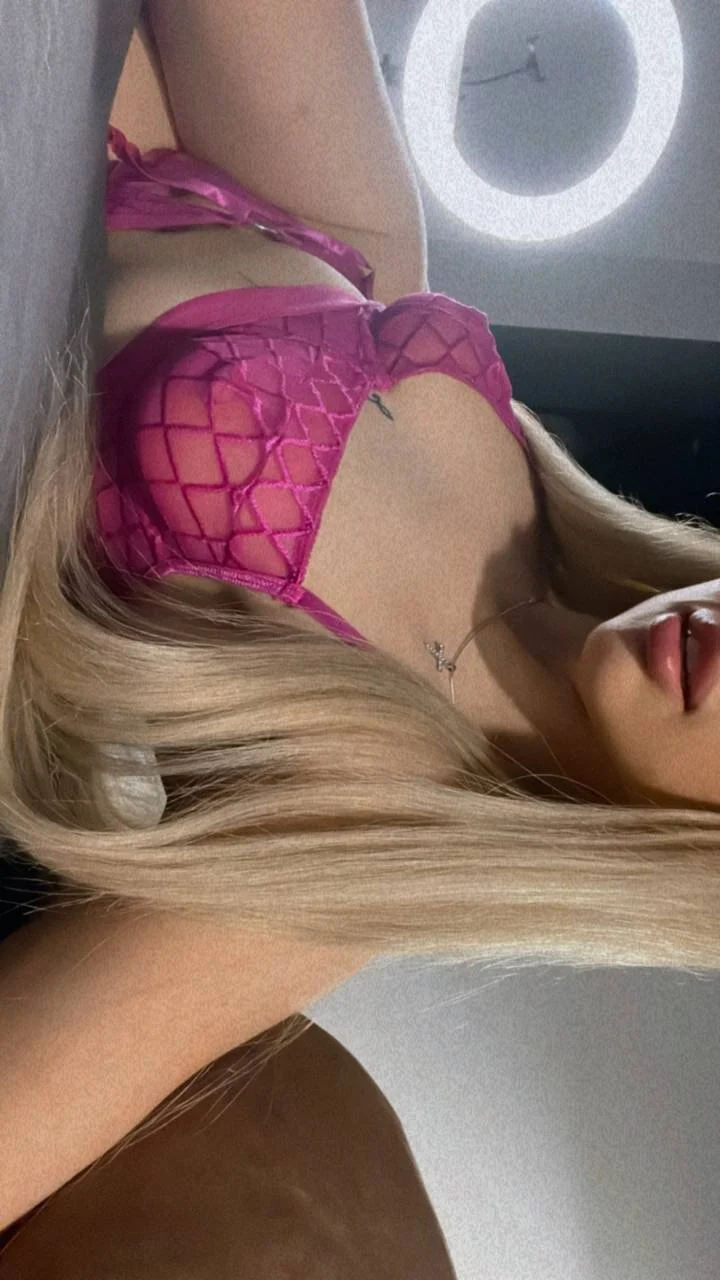 XXX Porn Photo of Nude WOW-PeaCH-Girl 6
