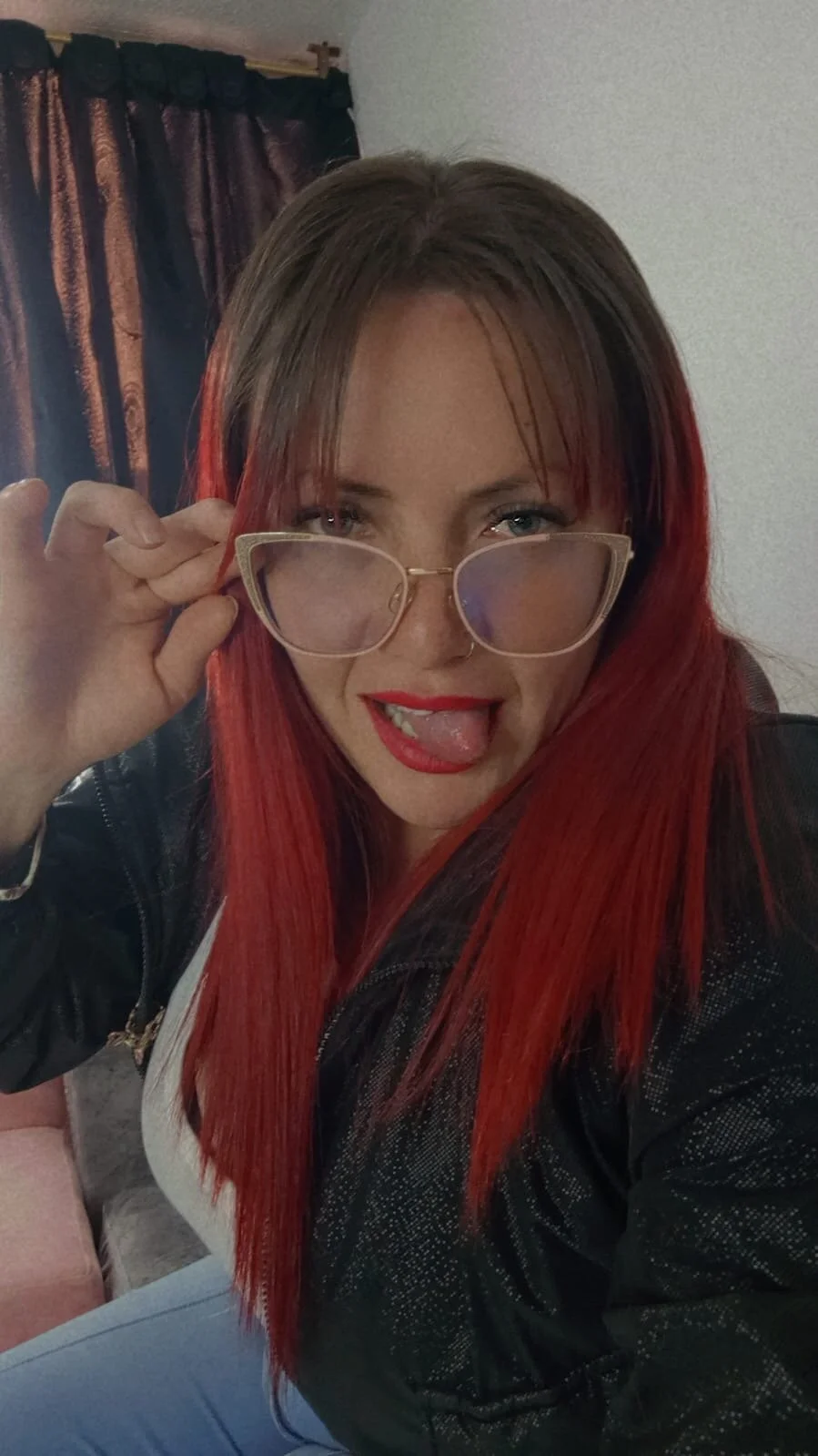 XXX Porn Photo of Nude carolinhe_ 25