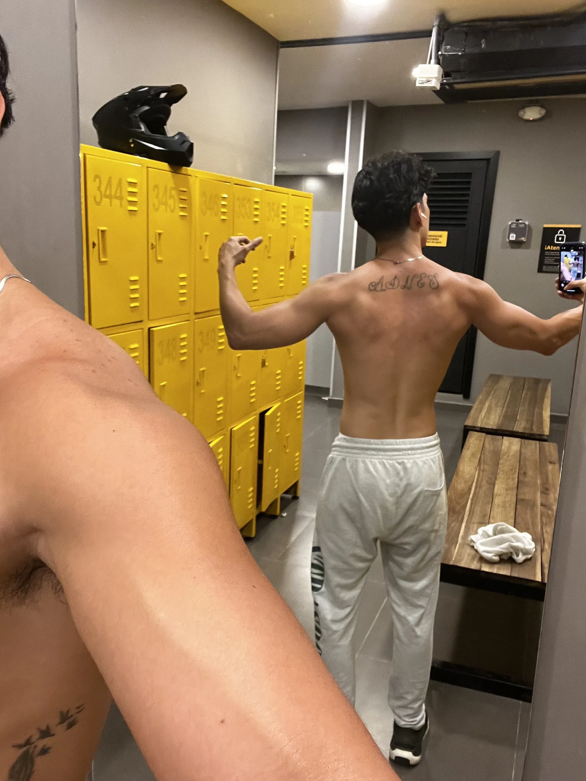 XXX Porn Photo of Nude danielv_95 27