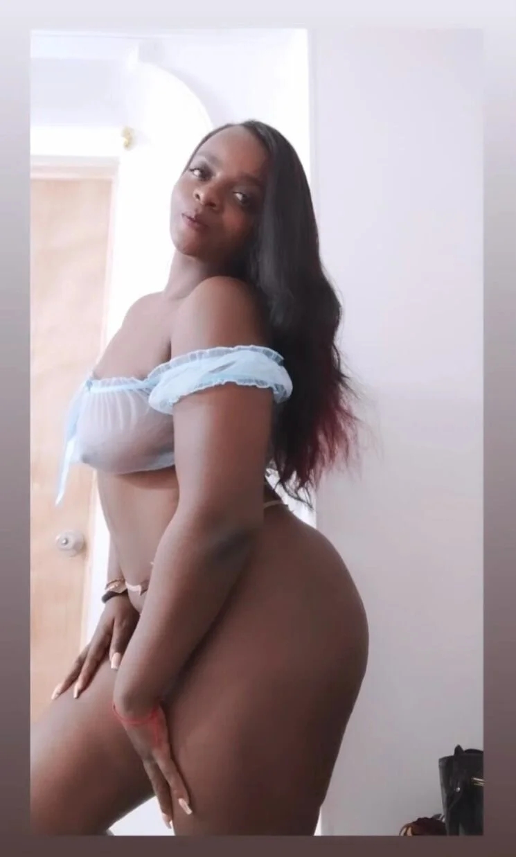 XXX Porn Photo of Nude MiaaXXX1 1