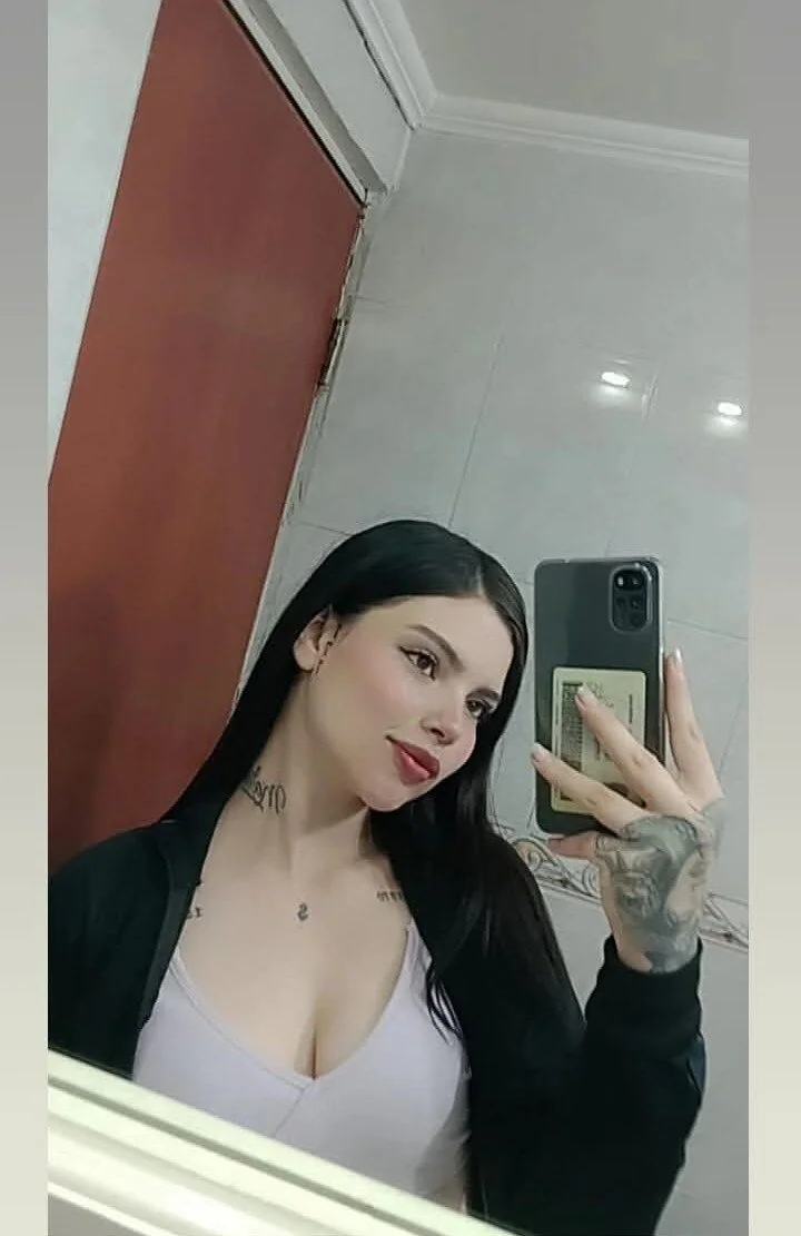 XXX Porn Photo of Nude adaira_sweet_ 4