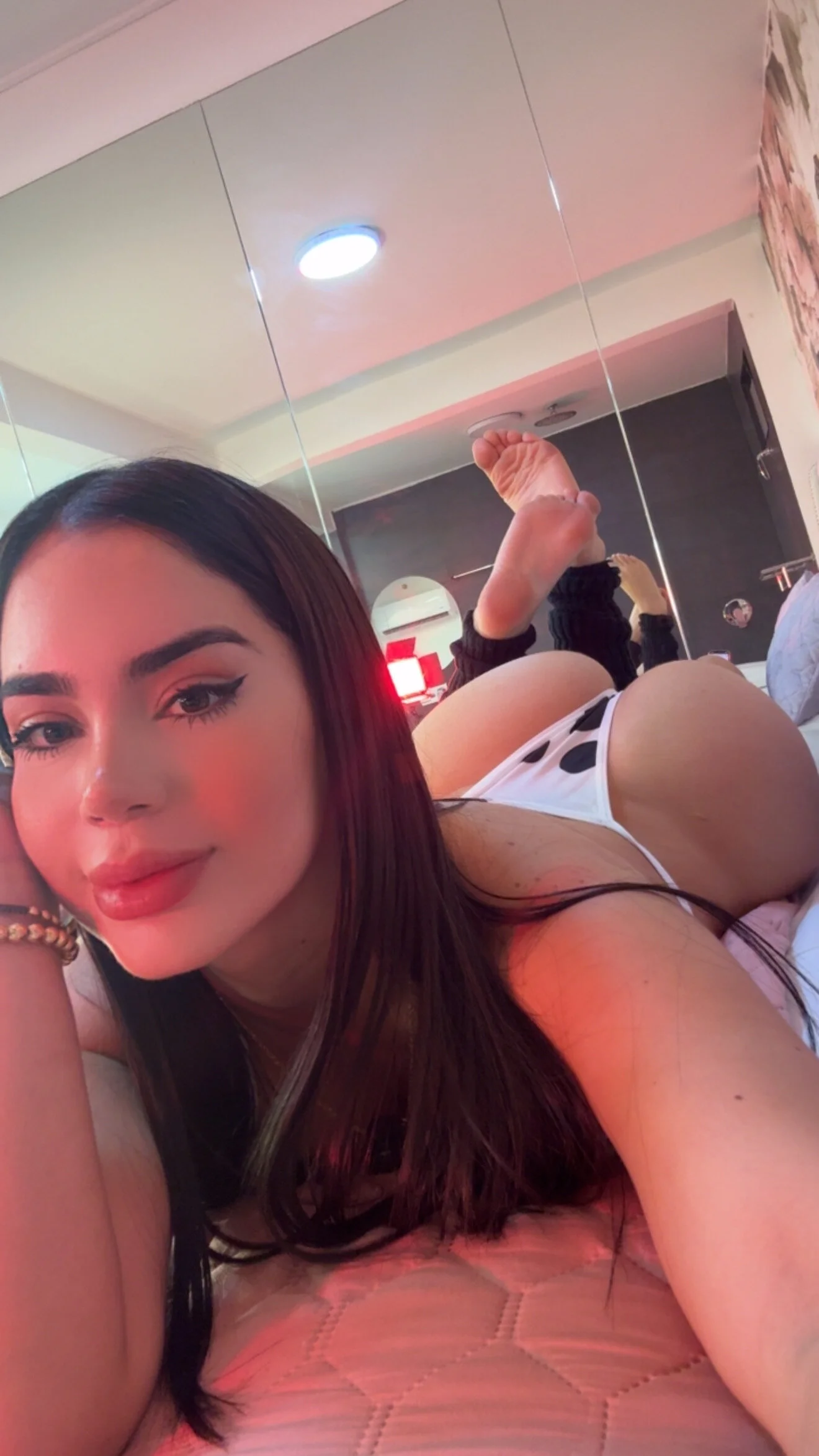 XXX Porn Photo of Nude MaddyMay_ 31