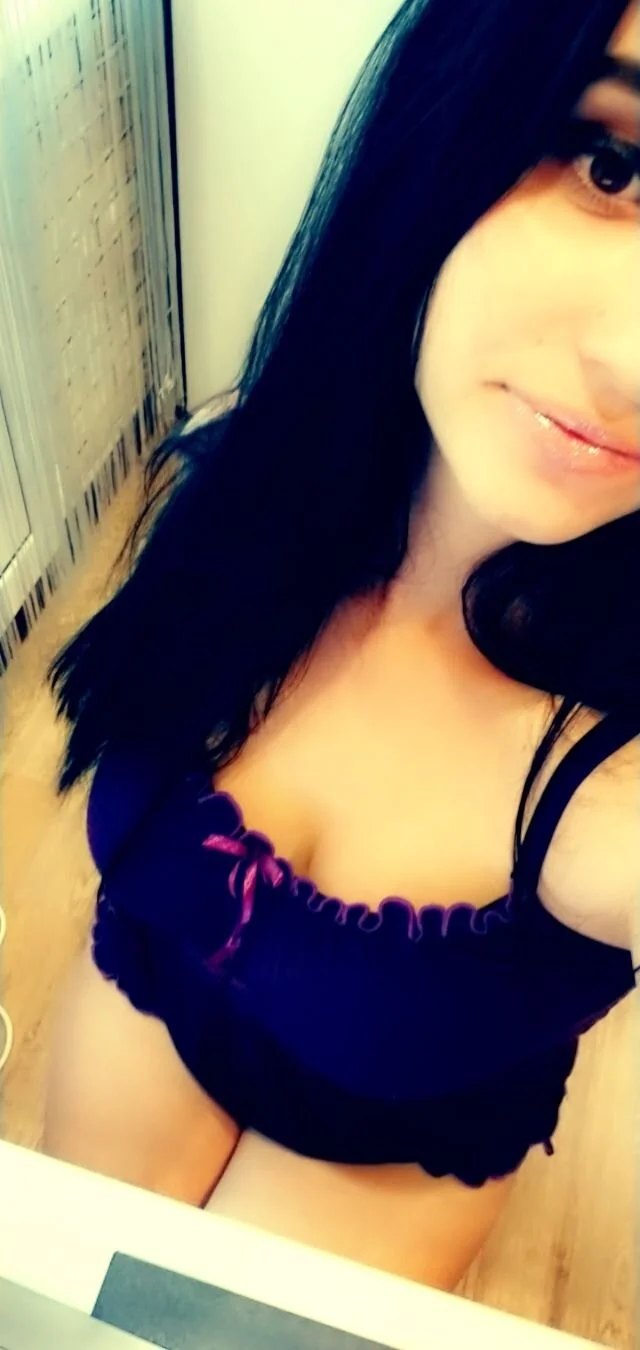 XXX Porn Photo of Nude Sara_lori 4