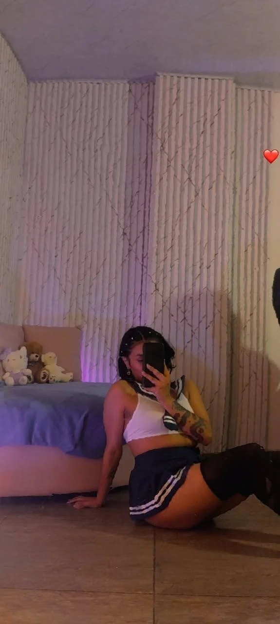 XXX Porn Photo of Nude PEACHY_TAY 112