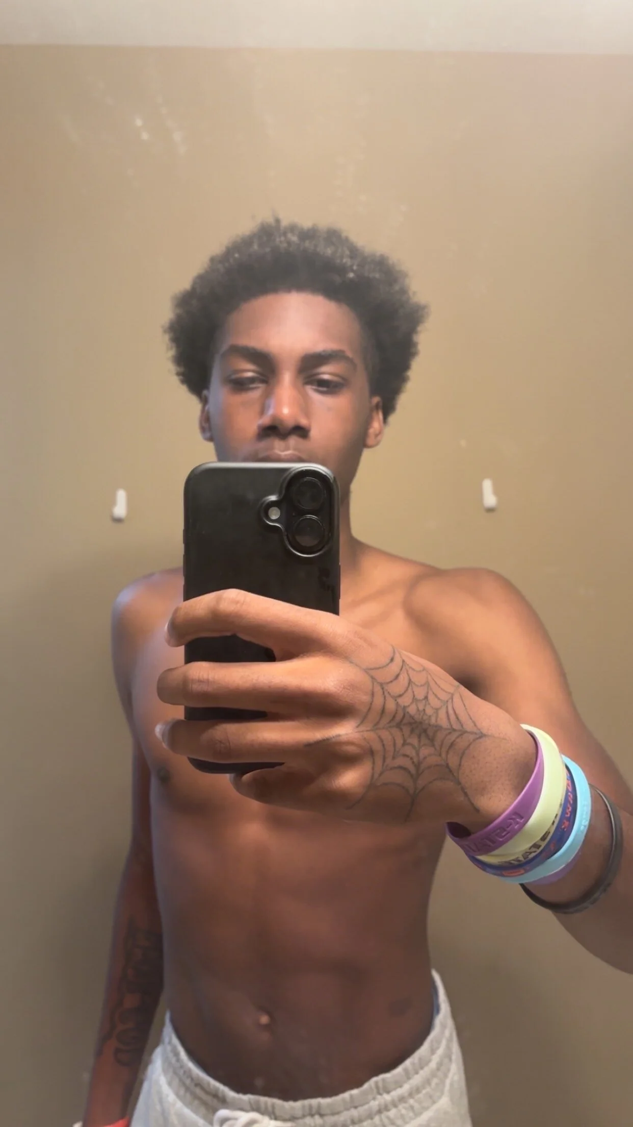 XXX Porn Photo of Nude bigdcreamy 4
