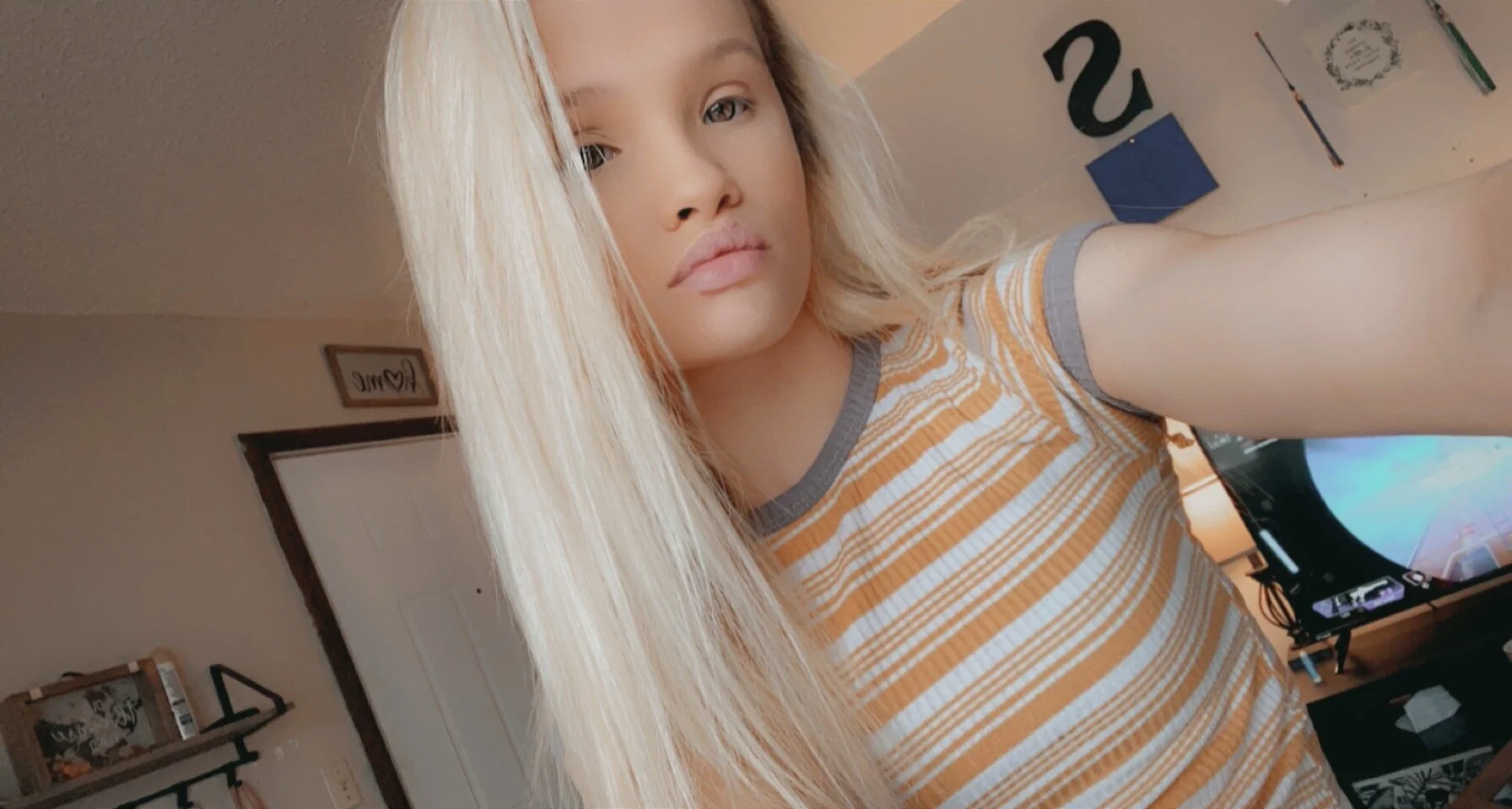 XXX Porn Photo of Nude xxNaughtyNicolexx 33