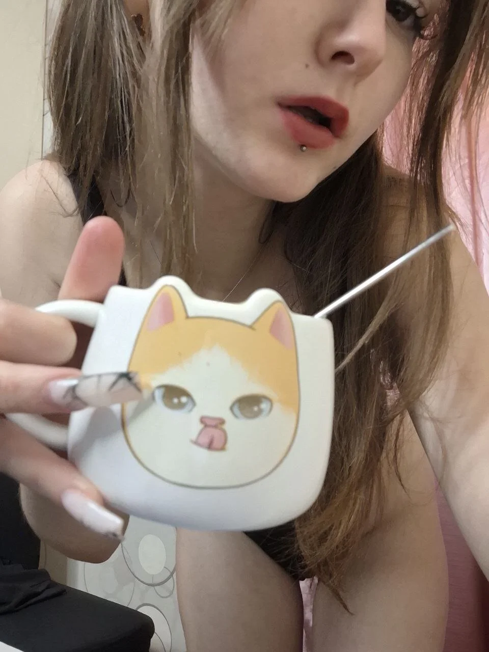 XXX Porn Photo of Nude DongMolt 343