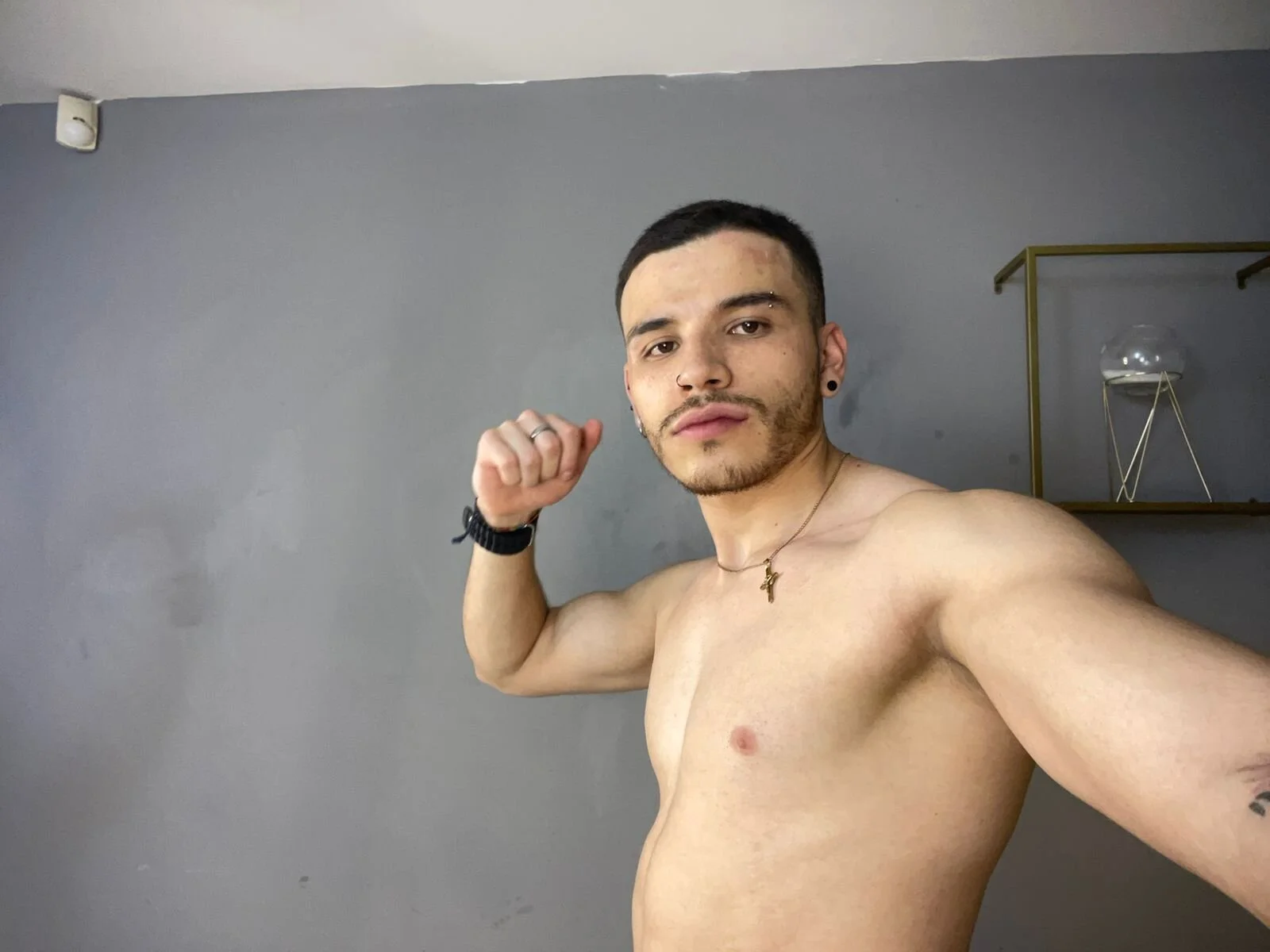 XXX Porn Photo of Nude liam_es 27