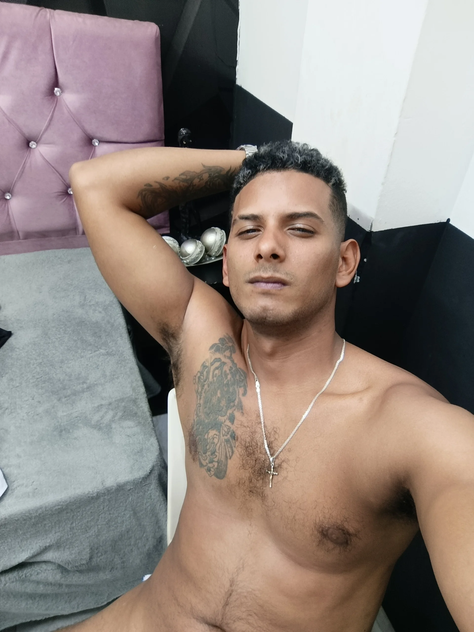 XXX Porn Photo of Nude Chris_Dick23 33