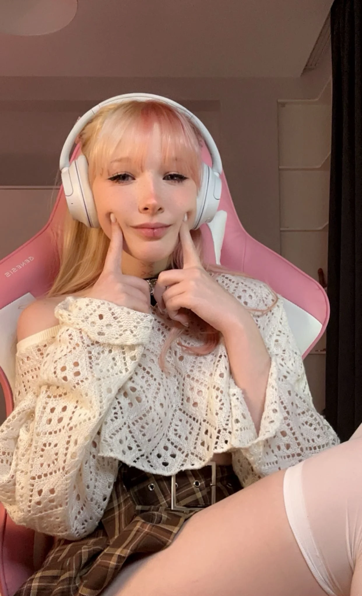 XXX Porn Photo of Nude lucille_evans 10