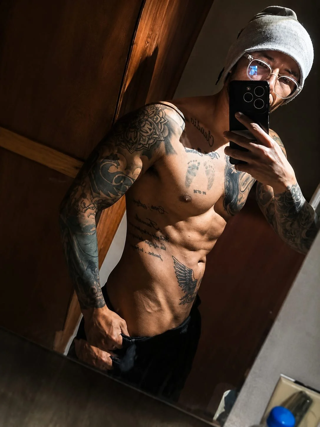 XXX Porn Photo of Nude sebastian_horny 45