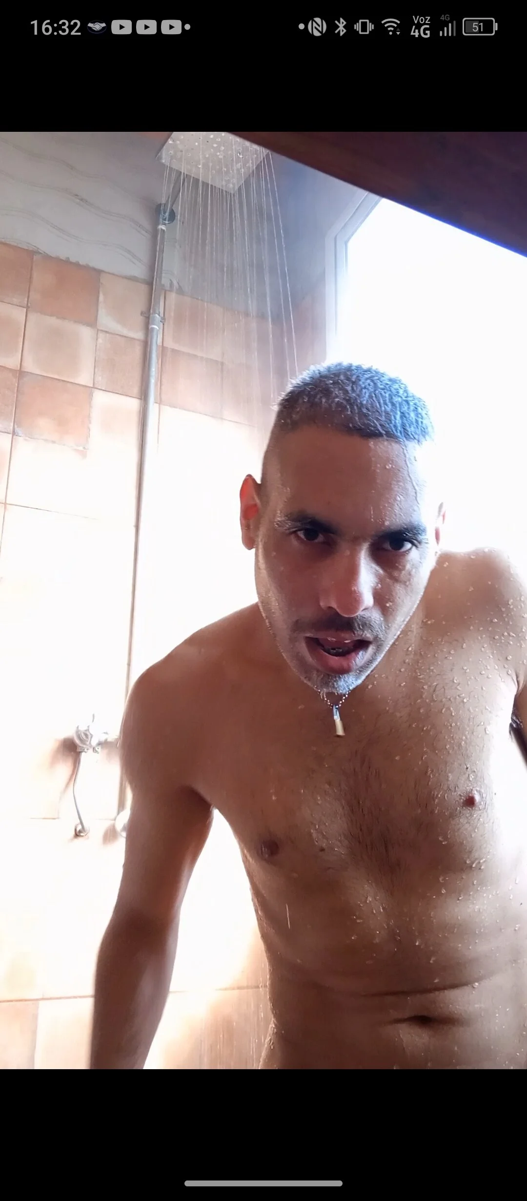 XXX Porn Photo of Nude Boy-Bug 4