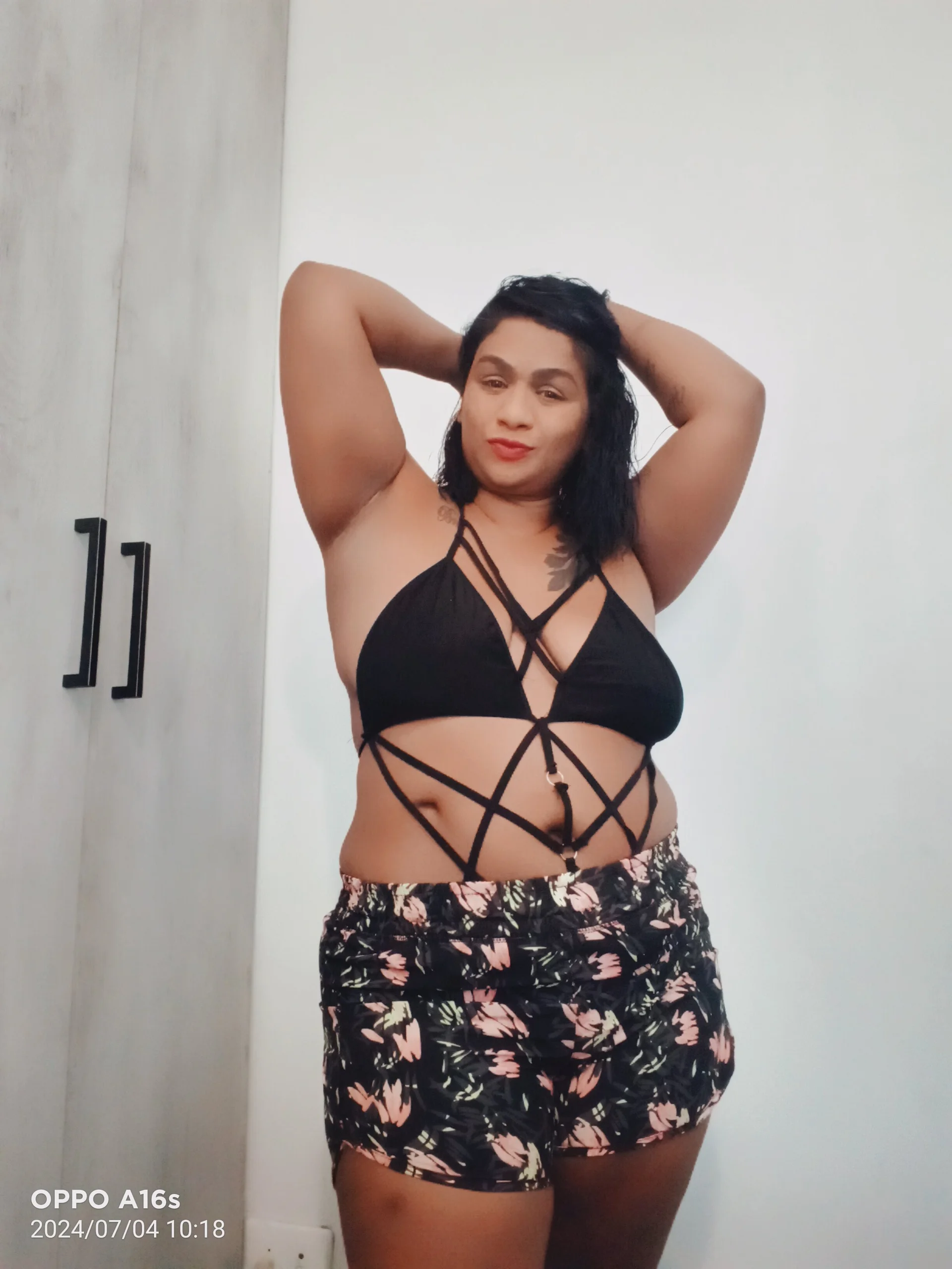 XXX Porn Photo of Nude MISSsquirty-wet 16