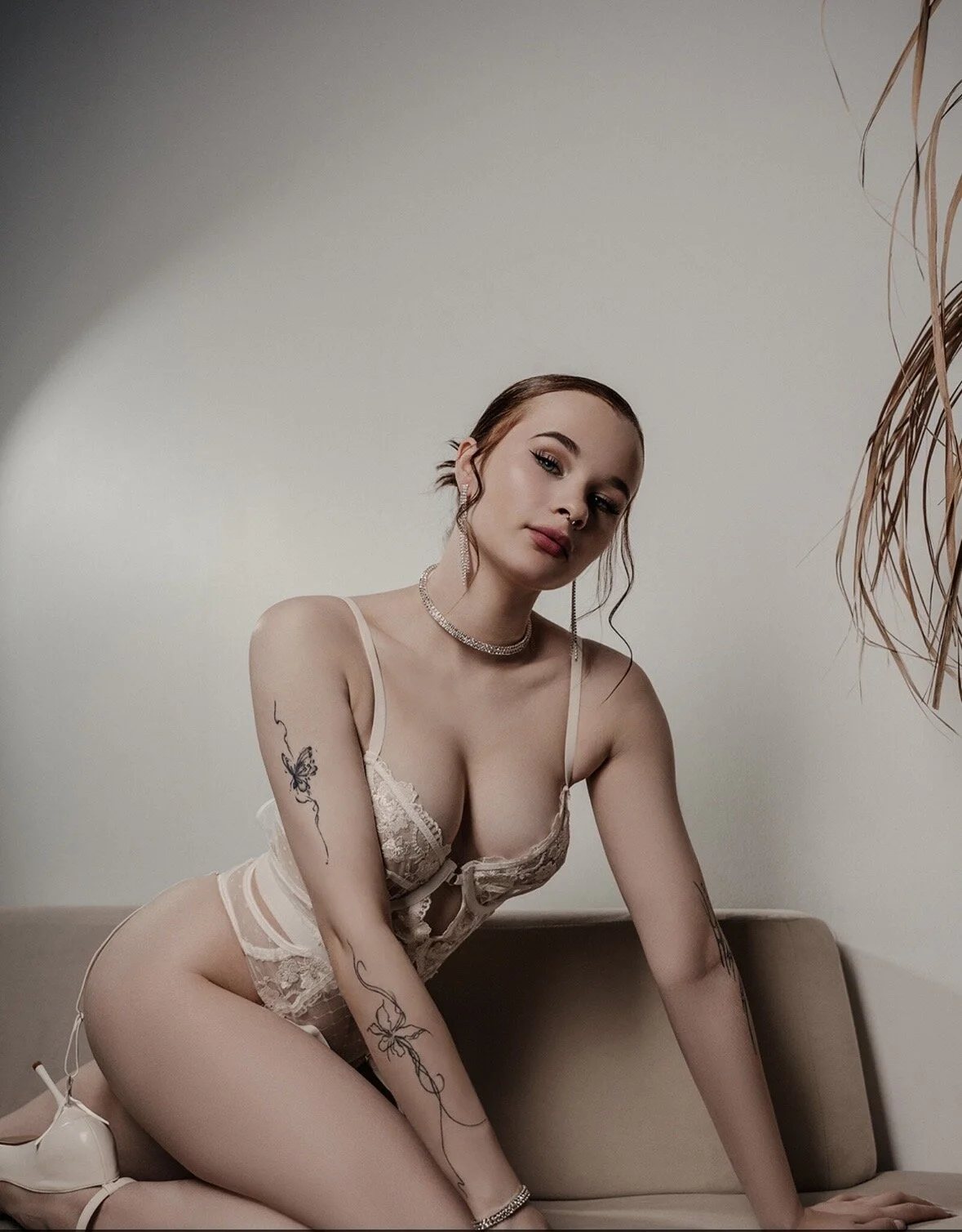 XXX Porn Photo of Nude Abigail_Forland 17