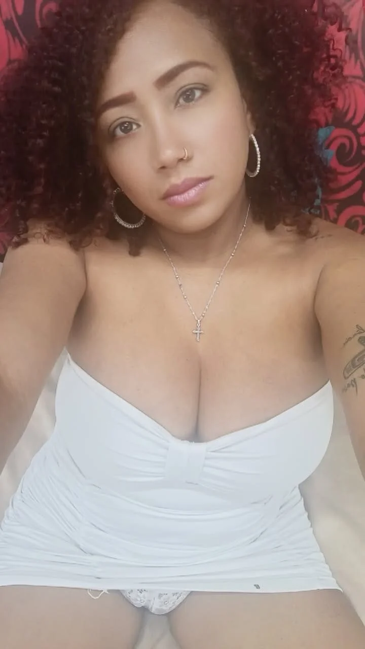 XXX Porn Photo of Nude Emili_Cute 10