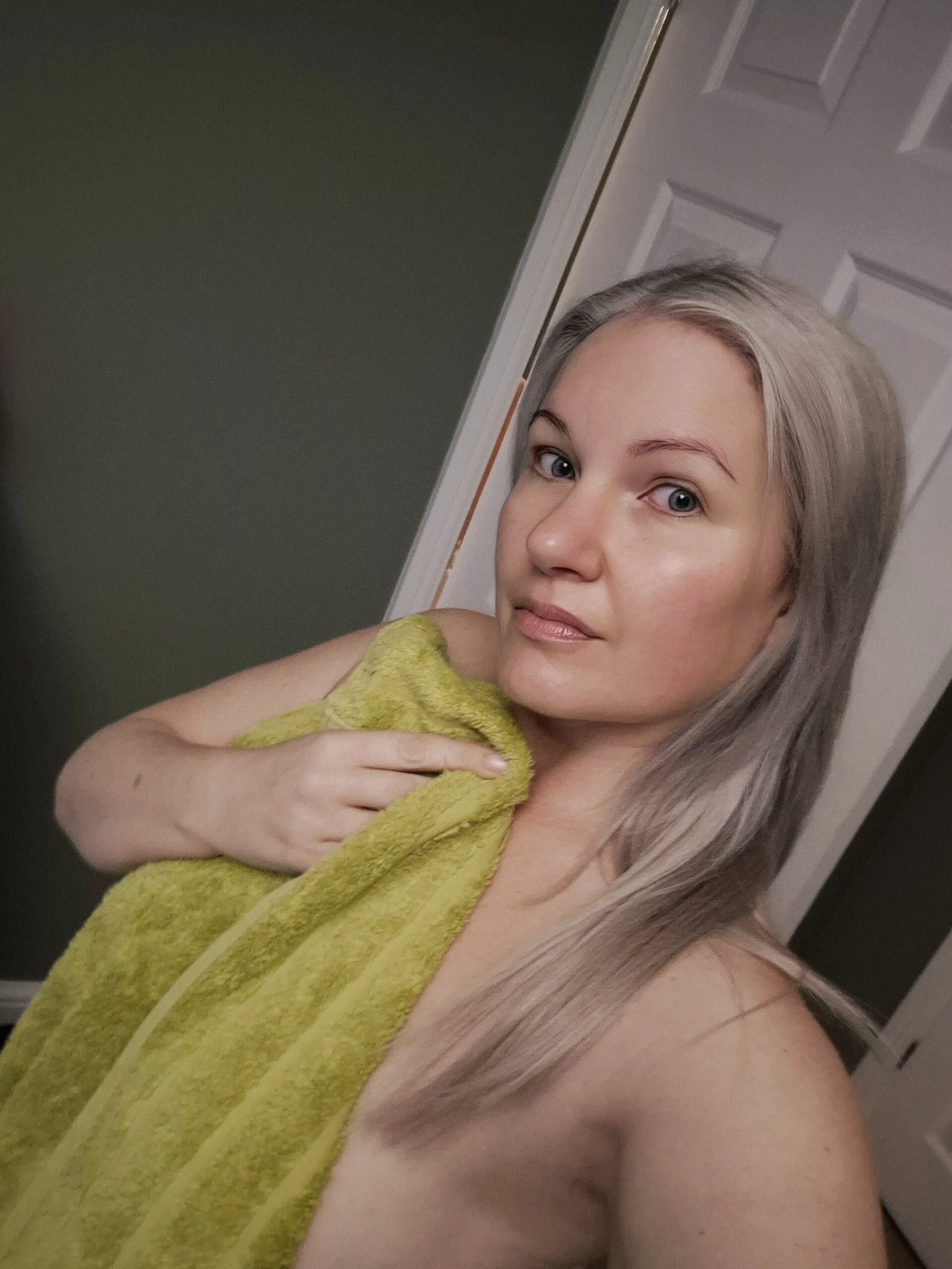XXX Porn Photo of Nude EmberSinn 13