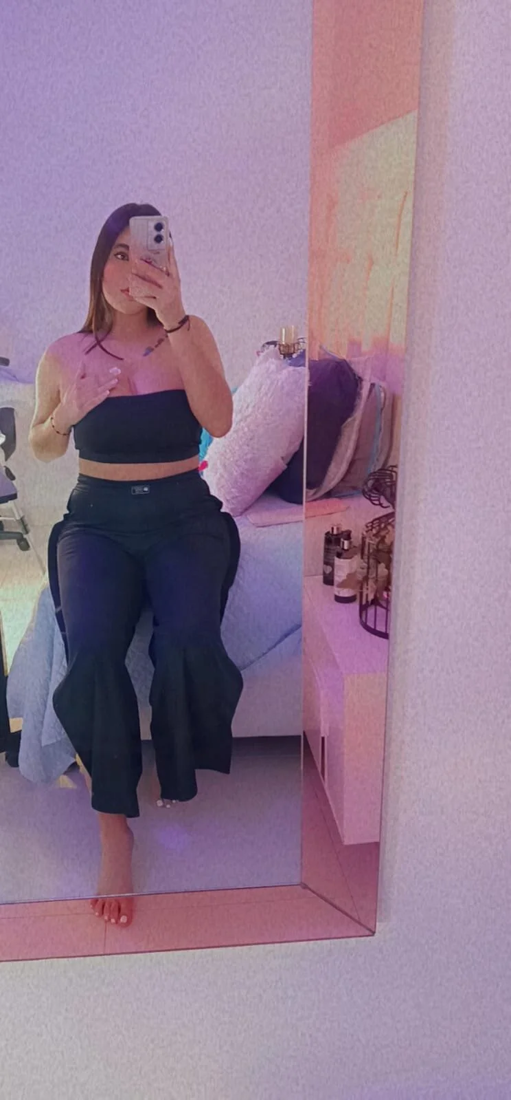 XXX Porn Photo of Nude hillary_uckerman_ 20