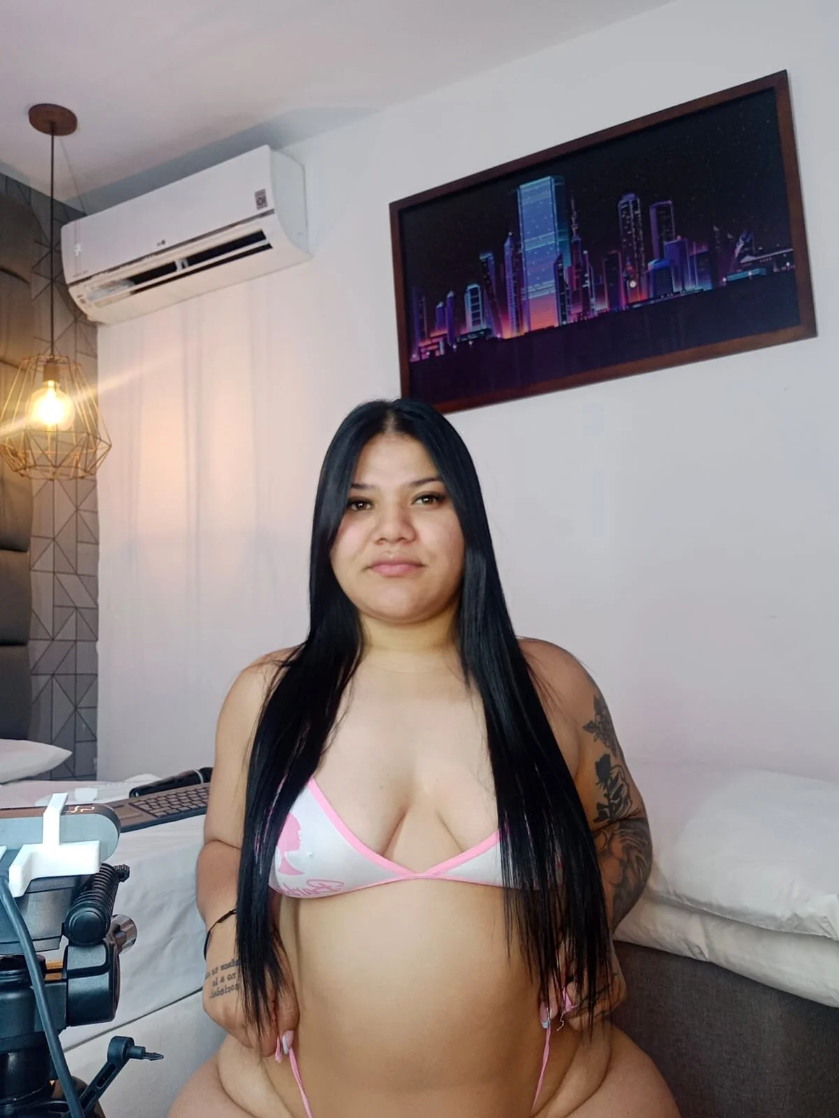 XXX Porn Photo of Nude milenauribe 5