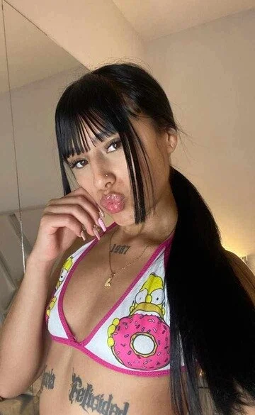 XXX Porn Photo of Nude SkarlettAry 1
