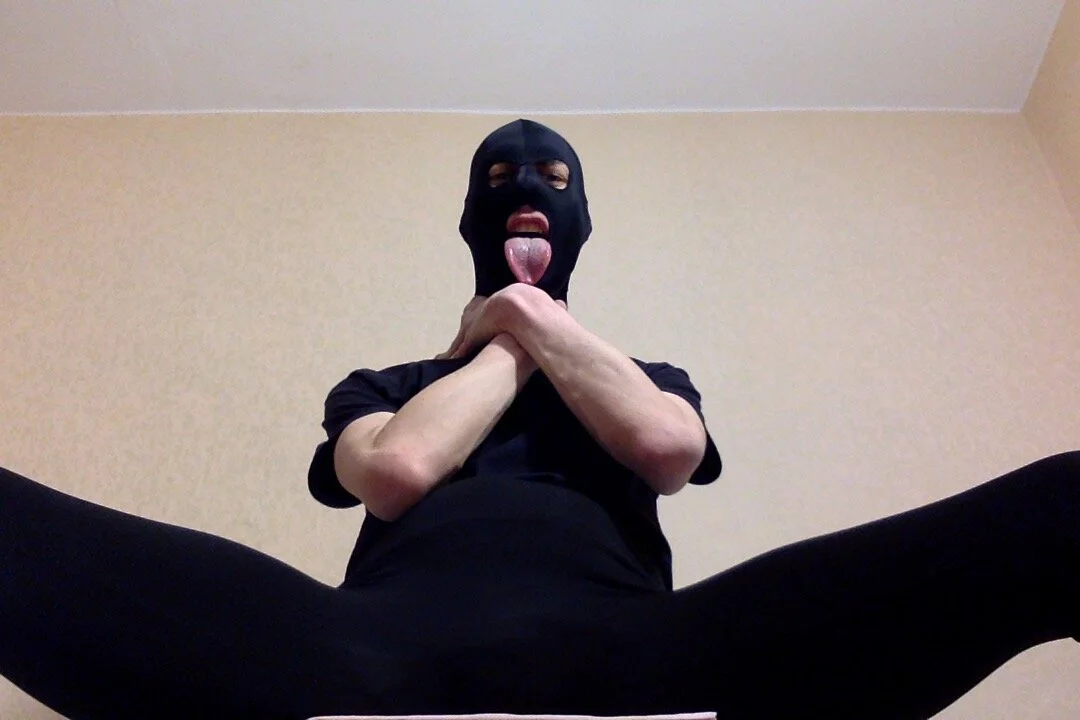 XXX Porn Photo of Nude HandsomeAlfie 7