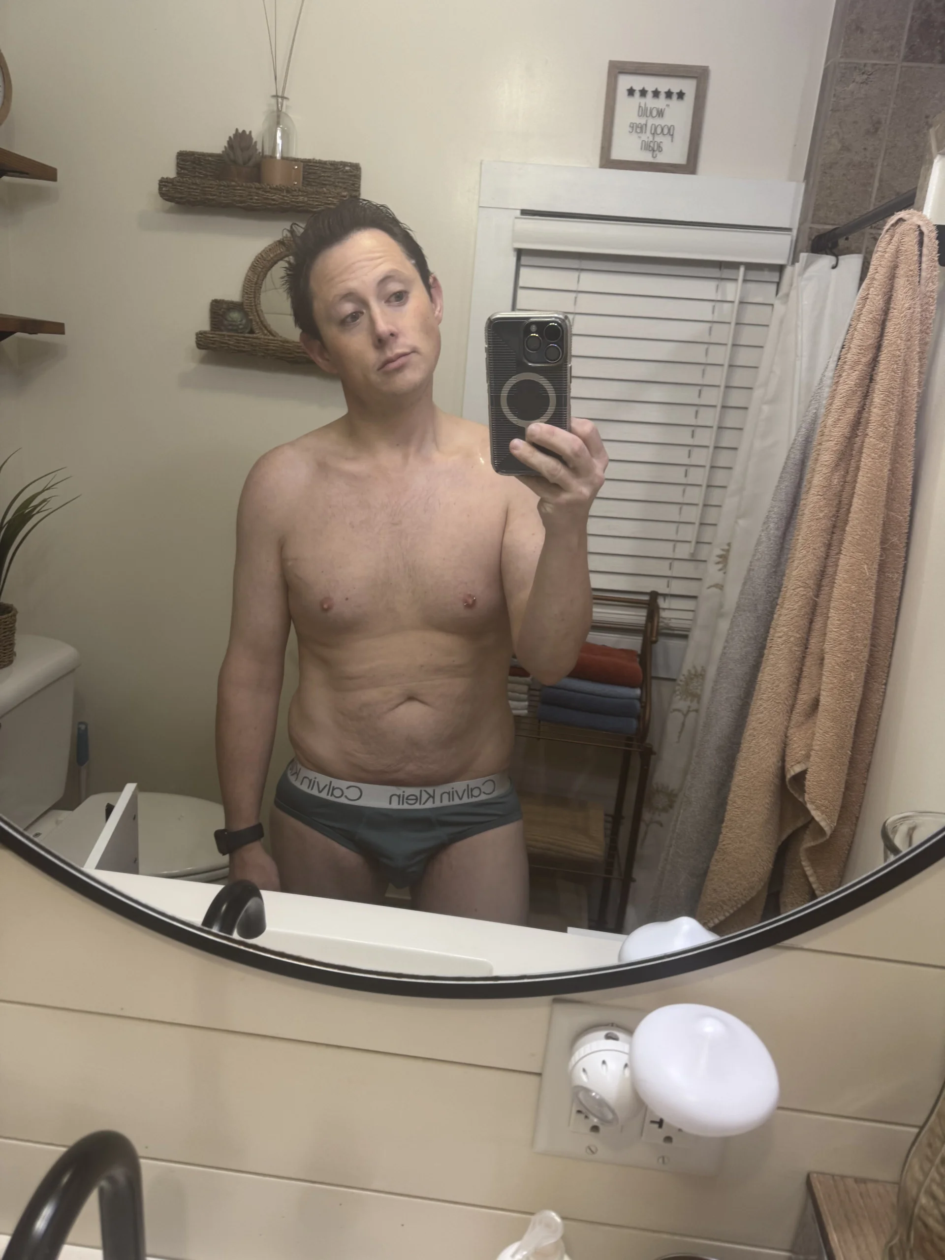 XXX Porn Photo of Nude thick_d_energy1 3