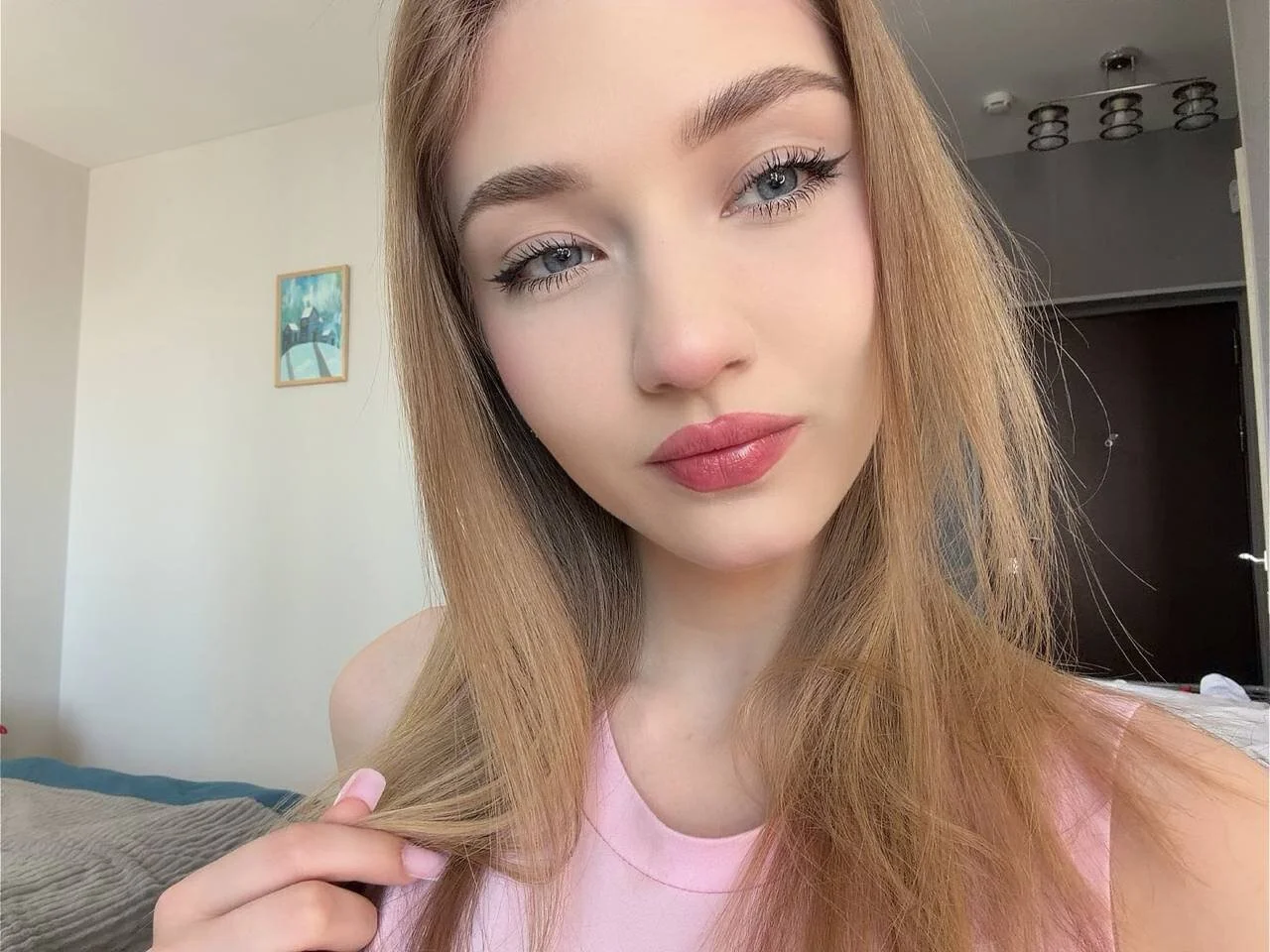 XXX Porn Photo of Nude AveryBerkson 13