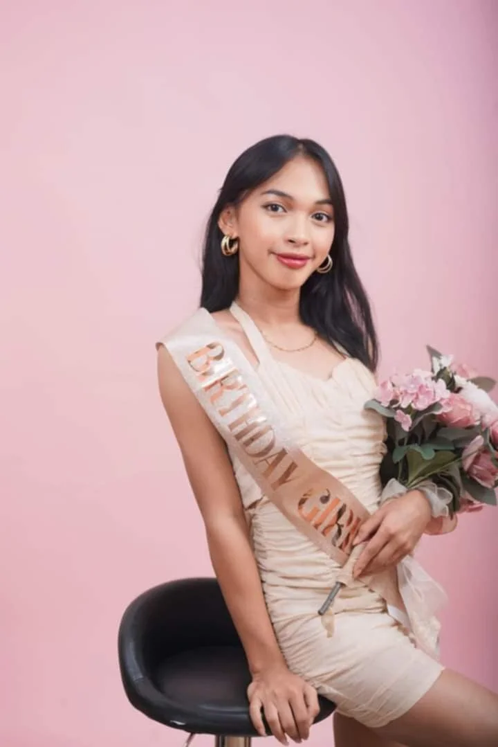 XXX Porn Photo of Nude SimiLause 9