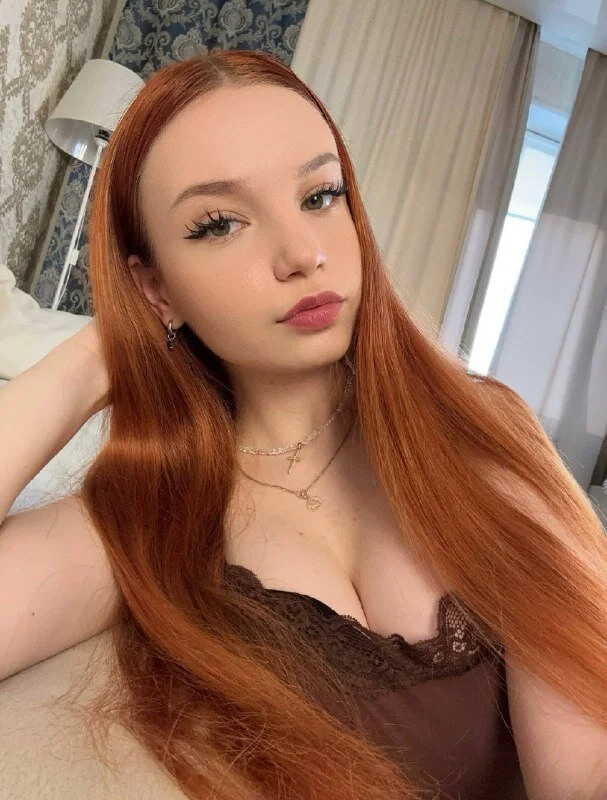 XXX Porn Photo of Nude foxy_bloomm 3