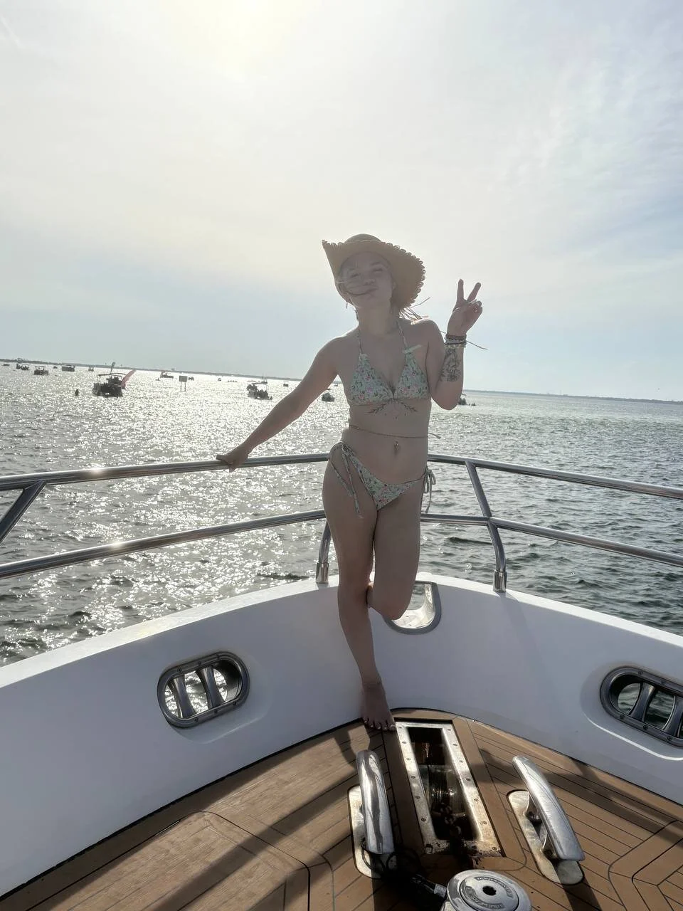 XXX Porn Photo of Nude Cutiepiespanks 99