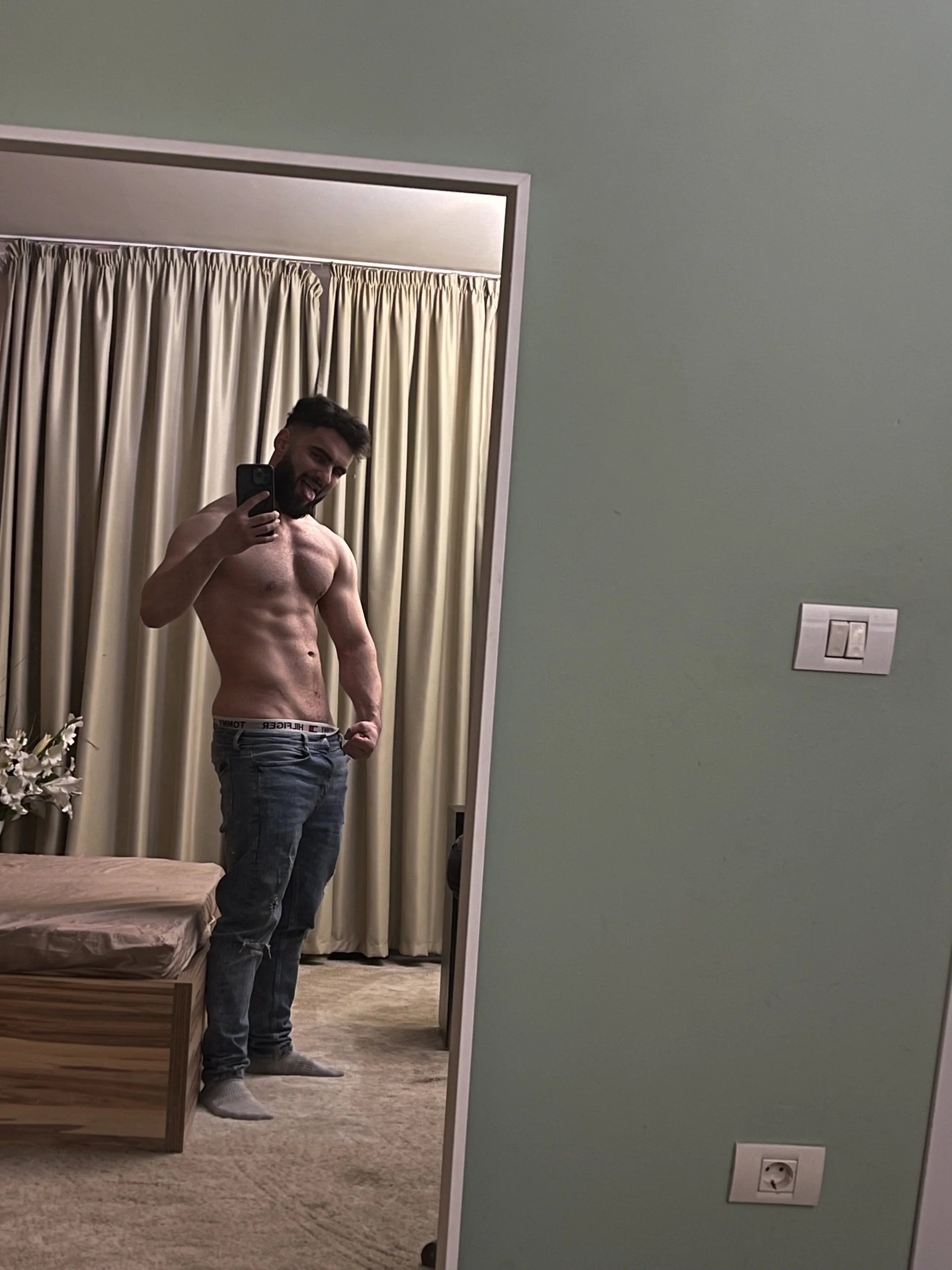 XXX Porn Photo of Nude MicahLane 1