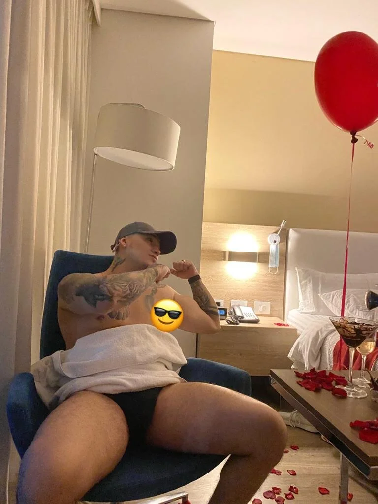 XXX Porn Photo of Nude kike_energy 14