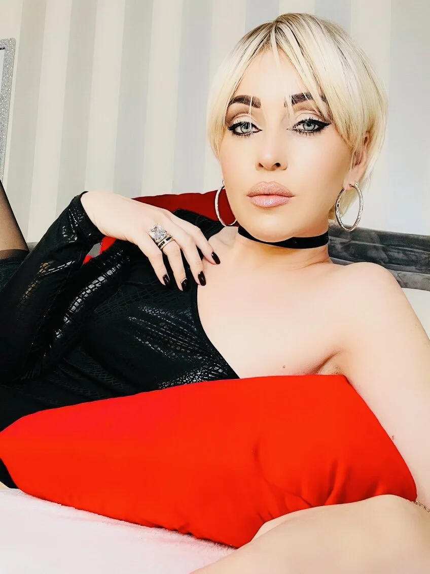 XXX Porn Photo of Nude LuanaColucci 41