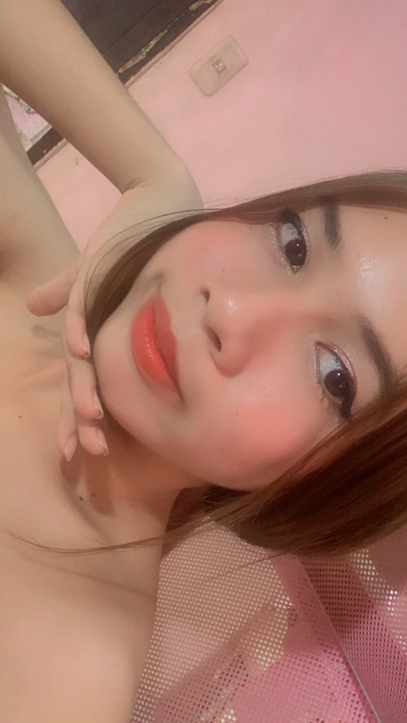 XXX Porn Photo of Nude Naughtychen18 6
